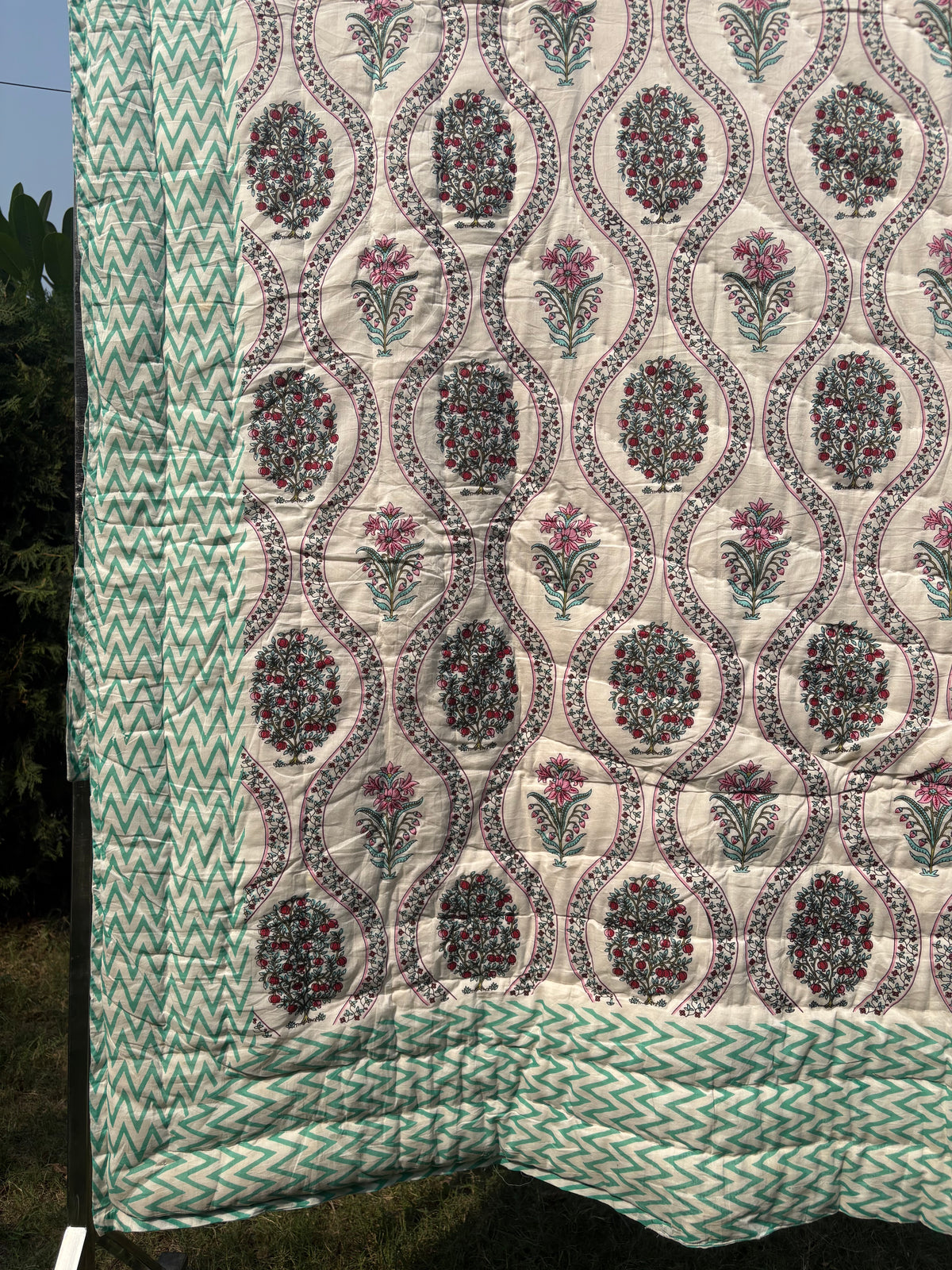 Mughal Reversible Cotton Single Quilt (Razai)