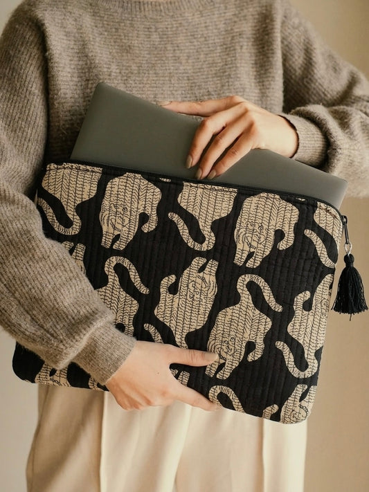 Hand Block Laptop Sleeve | Black | MacBook Air & iPad Case
