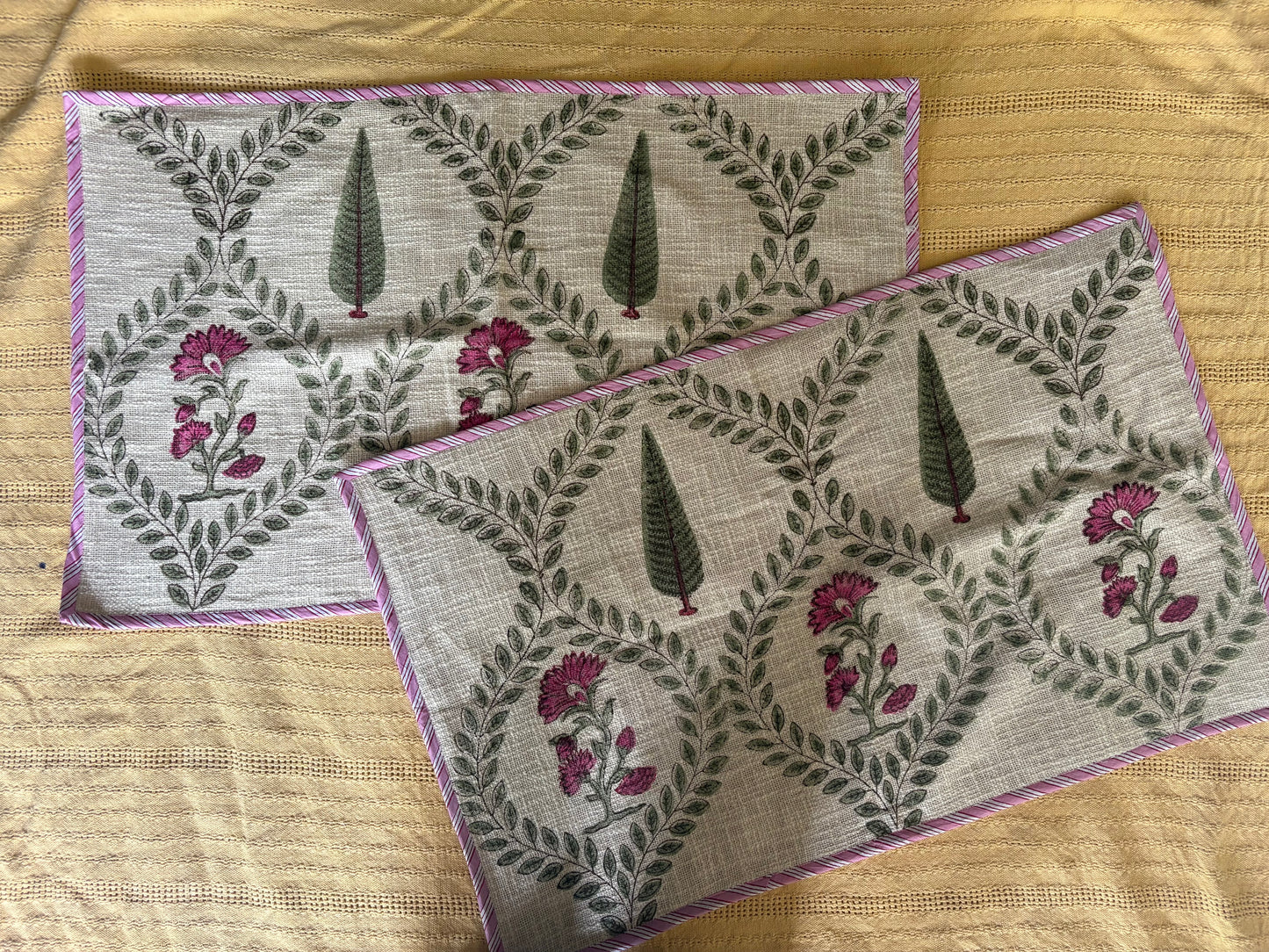 Palm Jaal Hand Block Jute Bedcover