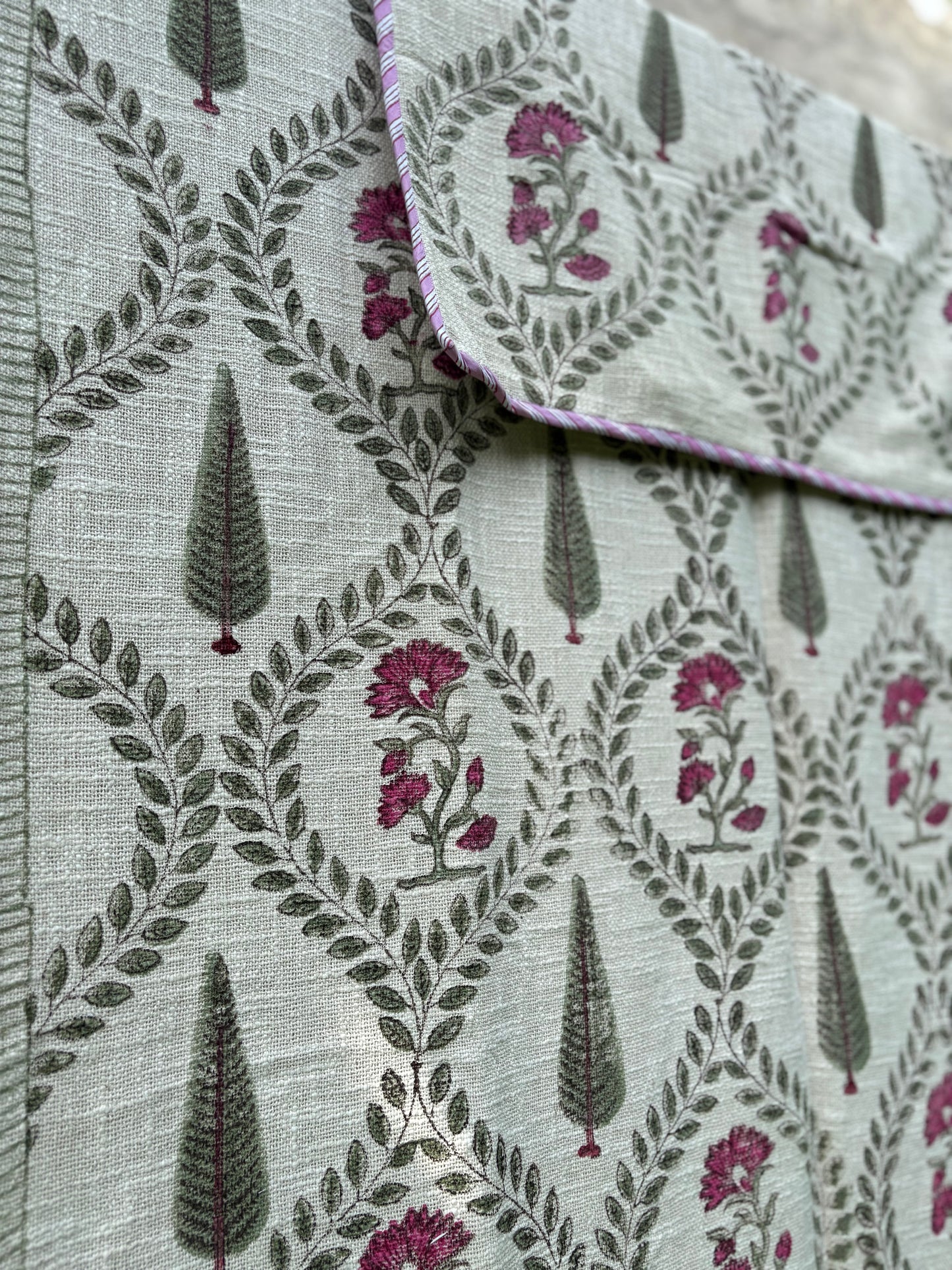 Palm Jaal Hand Block Jute Bedcover