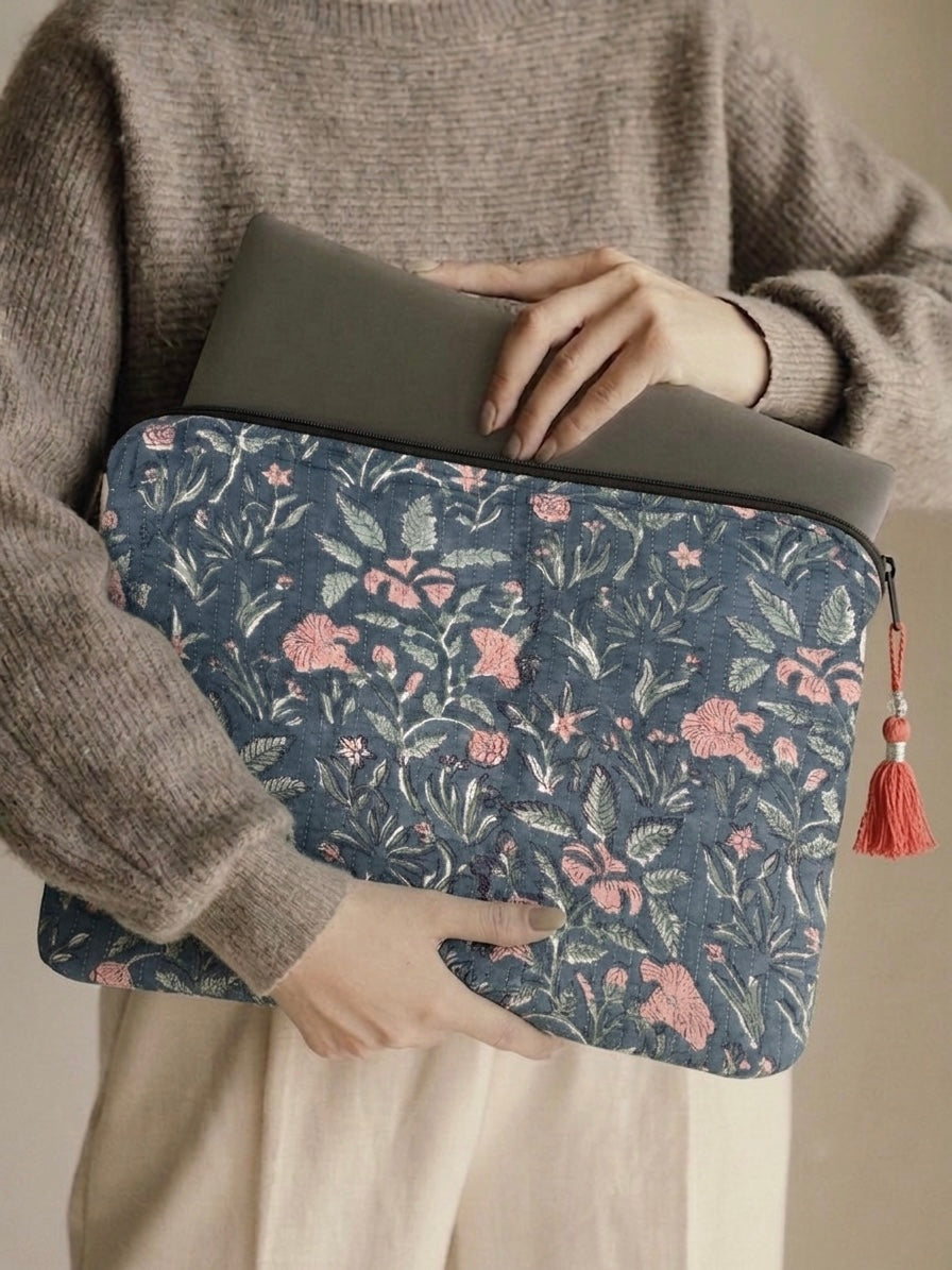 Hand Block Laptop Sleeve | MacBook Air & iPad Case