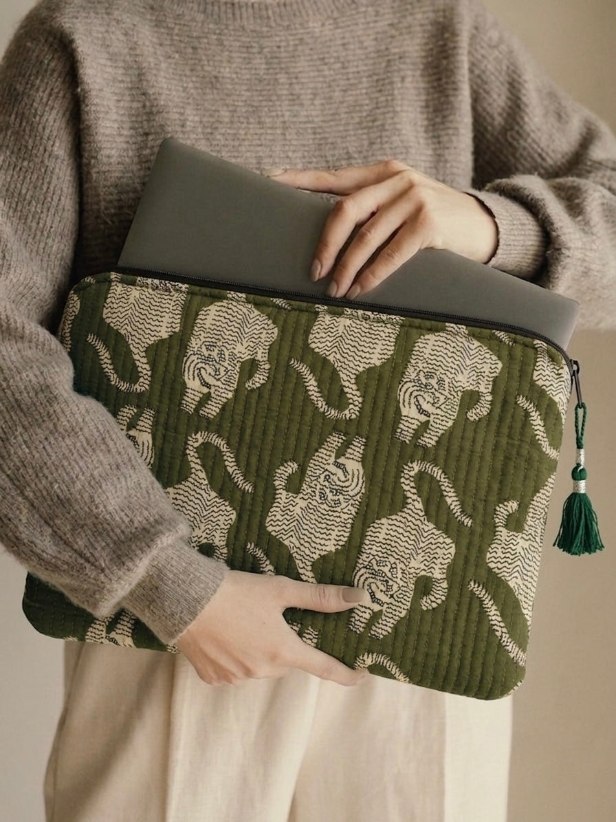 Hand Block Laptop Sleeve | Green | MacBook Air & iPad Case