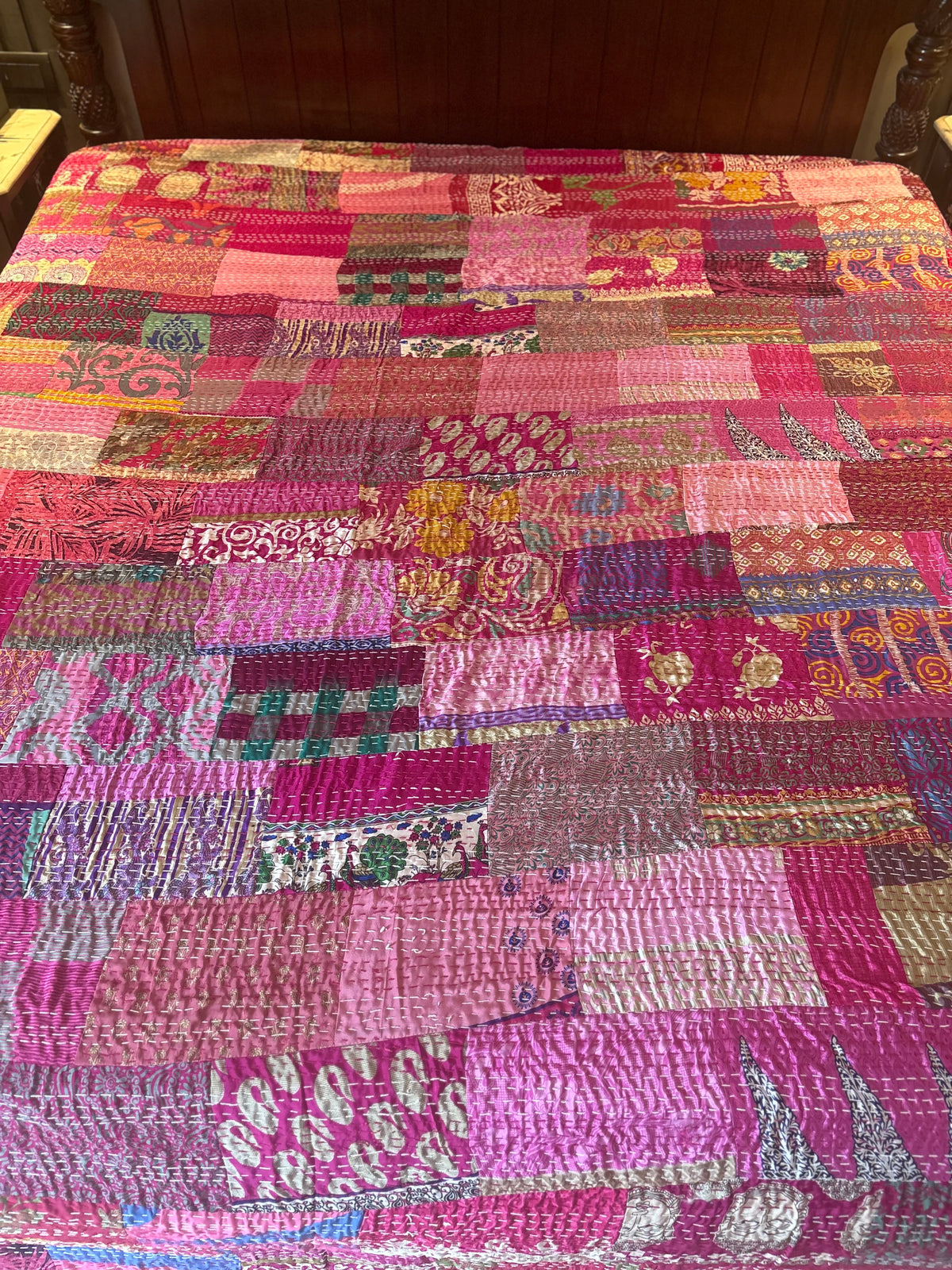 Silk Kantha Quilted Bedcover (Magenta)