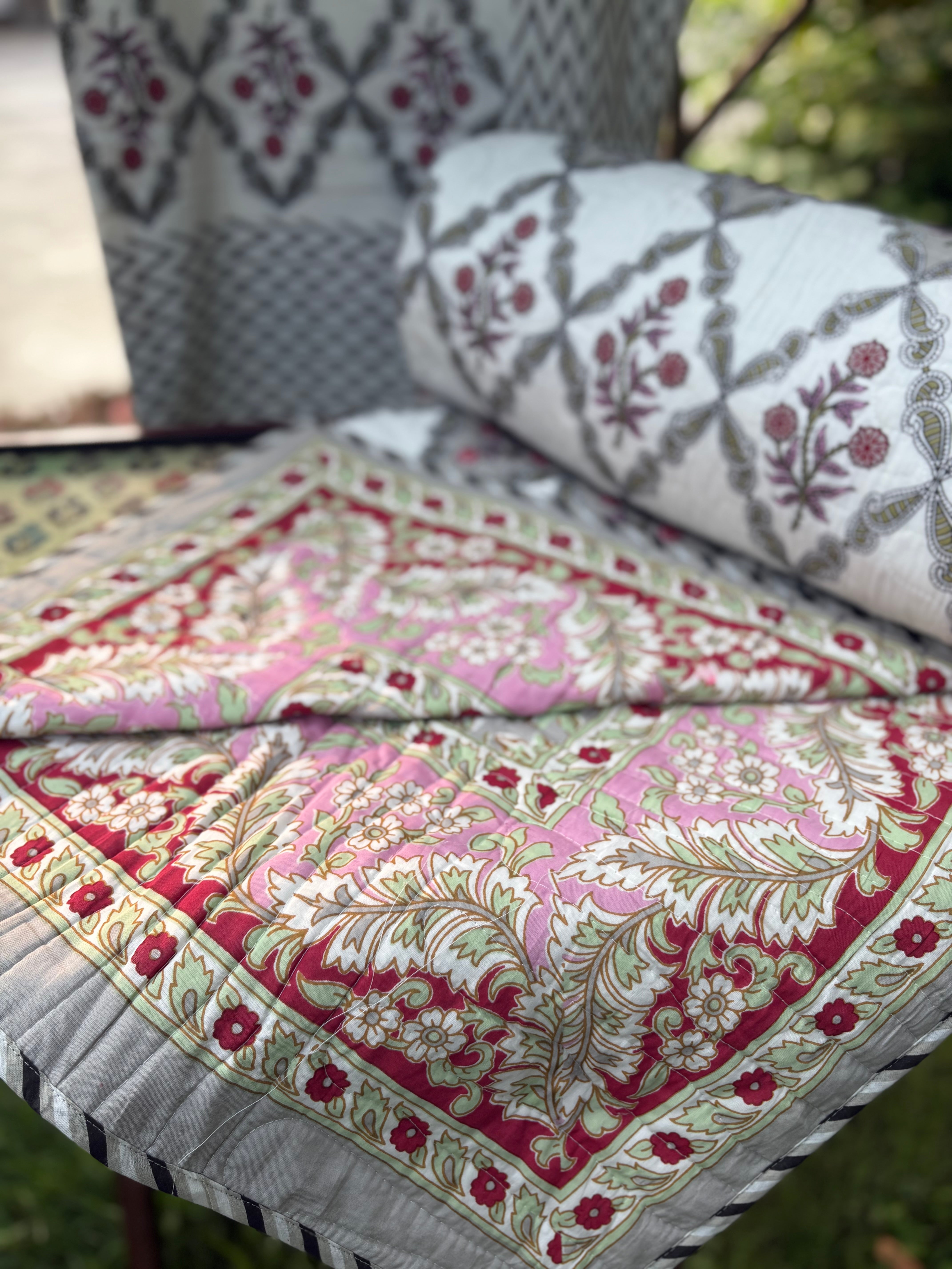 Hand Block Jaal Bedsheet & Reversible Comforter Set | 100% Cotton Bedding Set