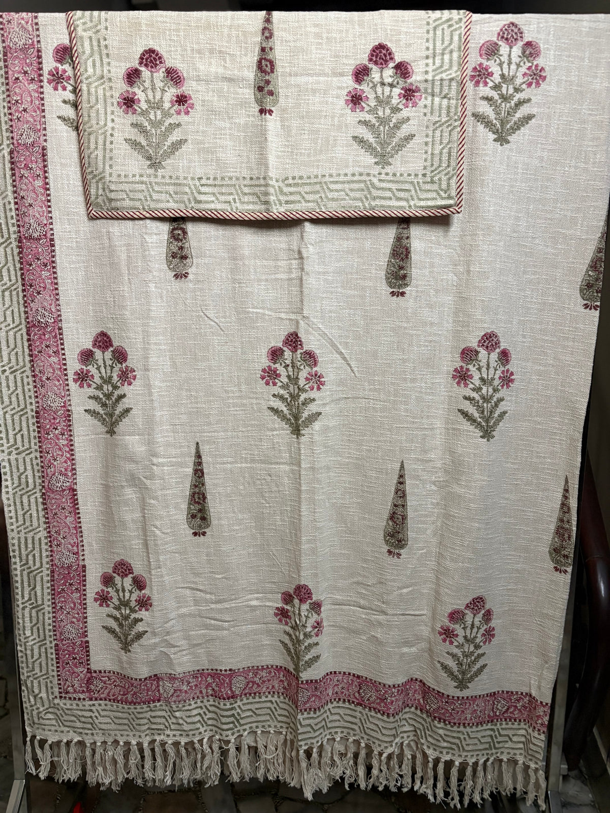 Jaal Hand Block Jute Bedcover