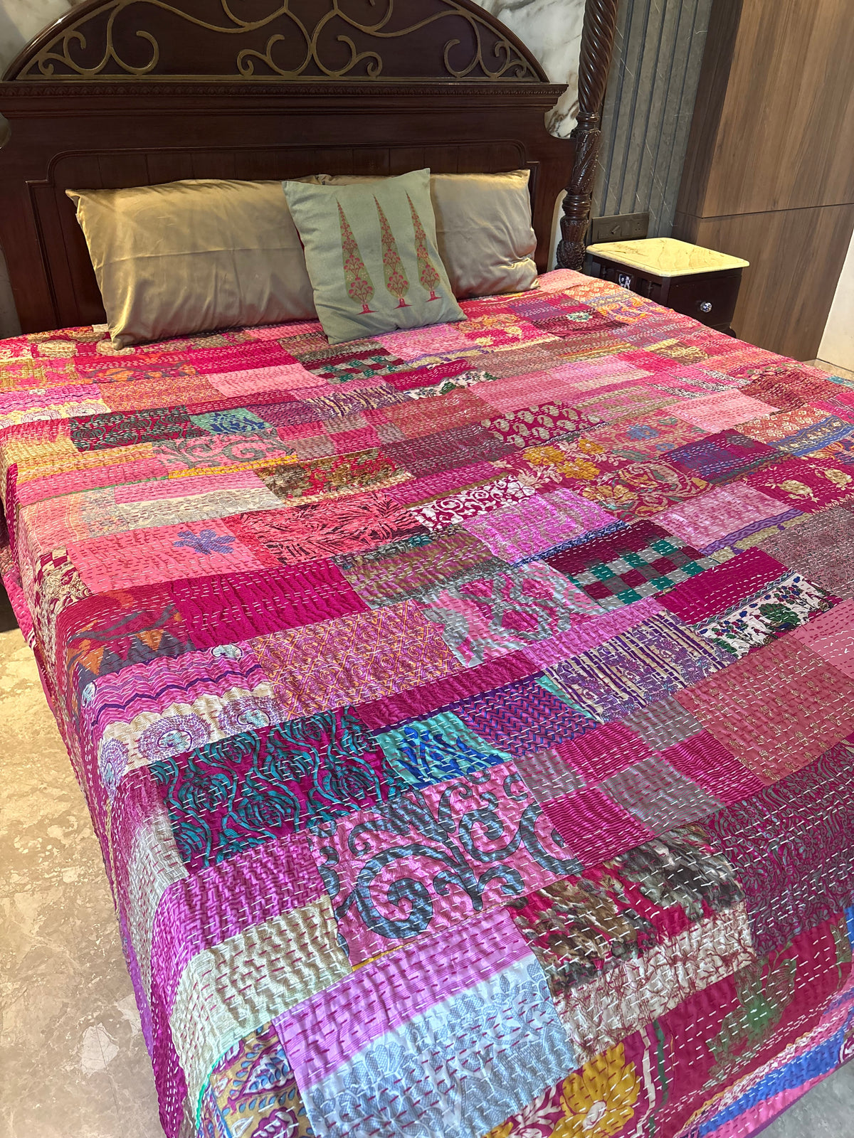 Silk Kantha Quilted Bedcover (Magenta)