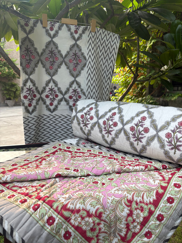 Hand Block Jaal Bedsheet & Reversible Comforter Set | 100% Cotton Bedding Set