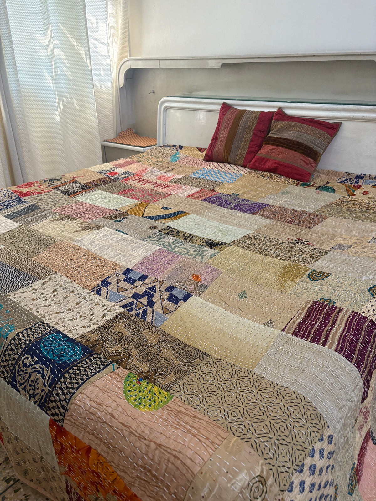 Silk Kantha Quilted Bedcover (Beige)