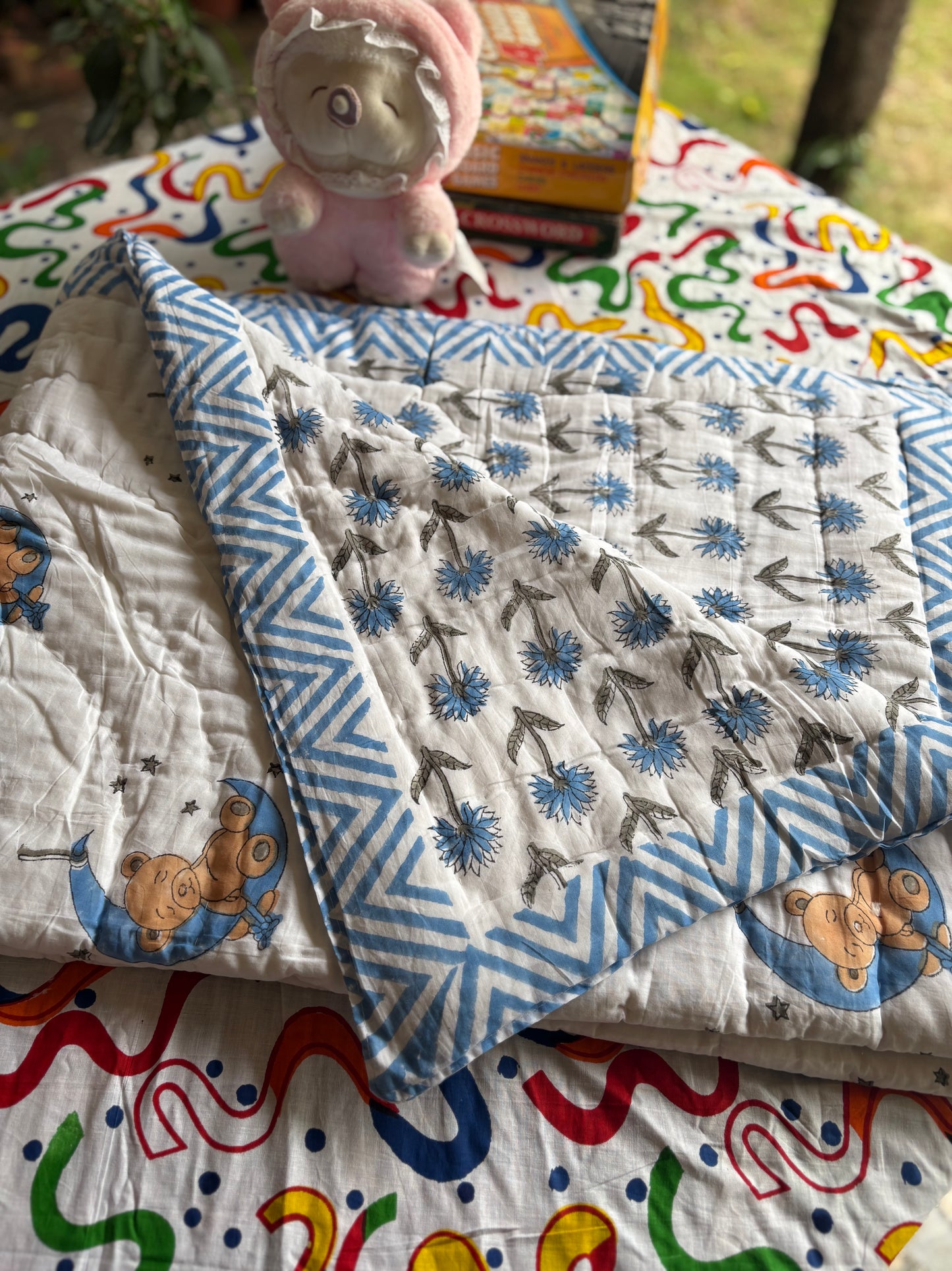 Sleepy Bear Handblock Baby Quilt (Surgical Cotton)