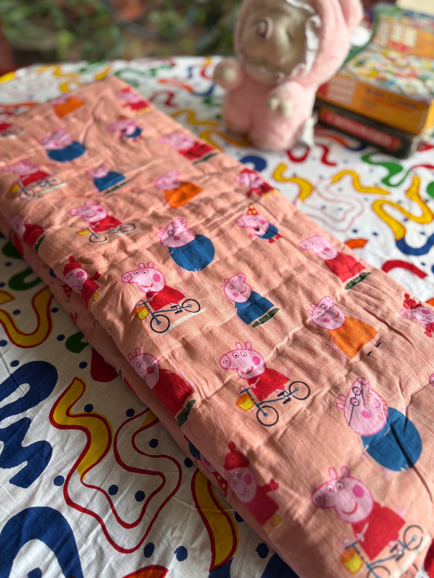 Peppa Pig Handblock Baby Quilt (Surgical Cotton)