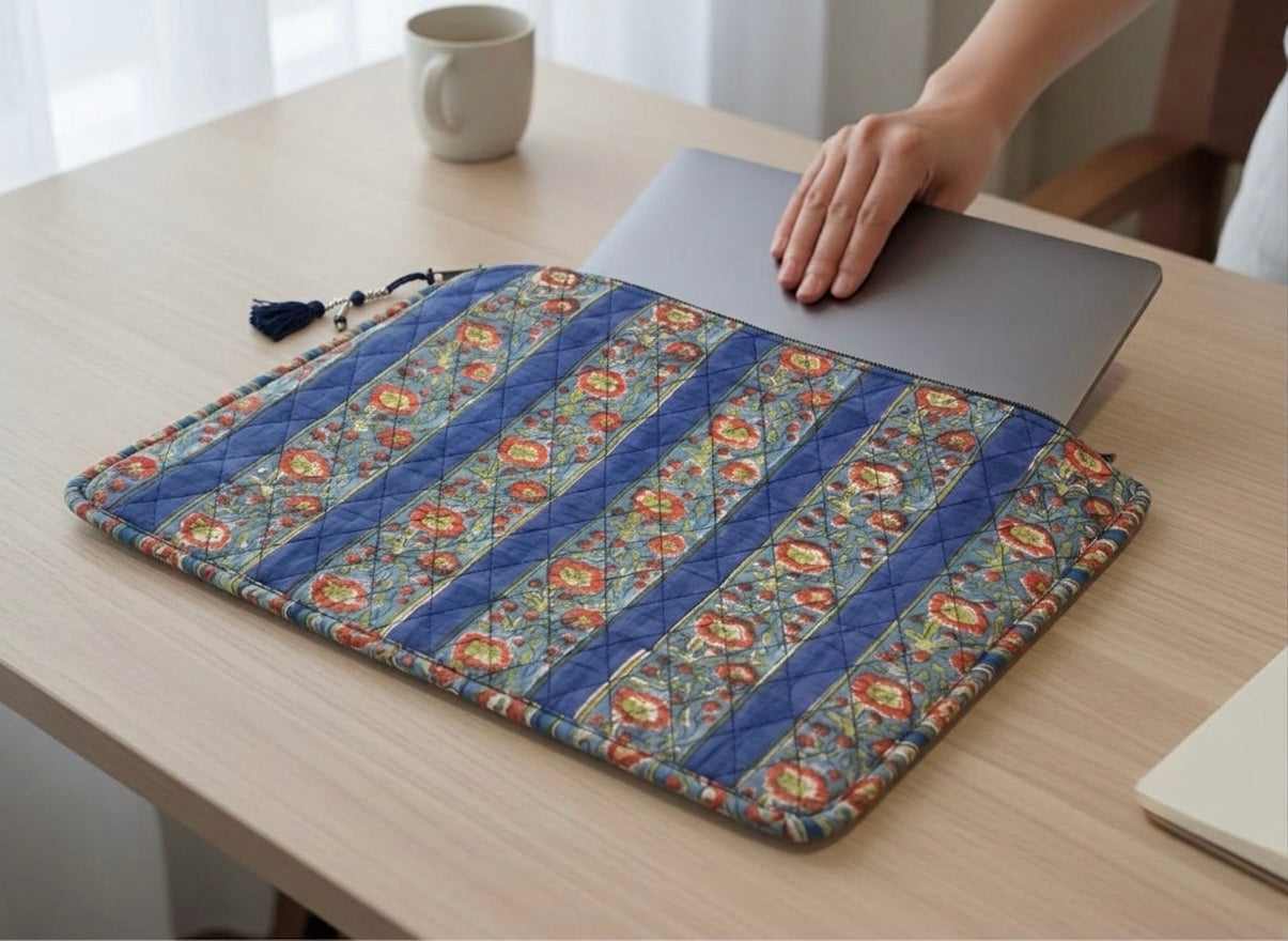 Hand Block Laptop Sleeve | MacBook Air & iPad Case