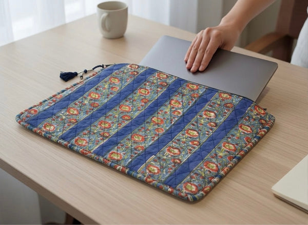 Hand Block Laptop Sleeve | MacBook Air & iPad Case