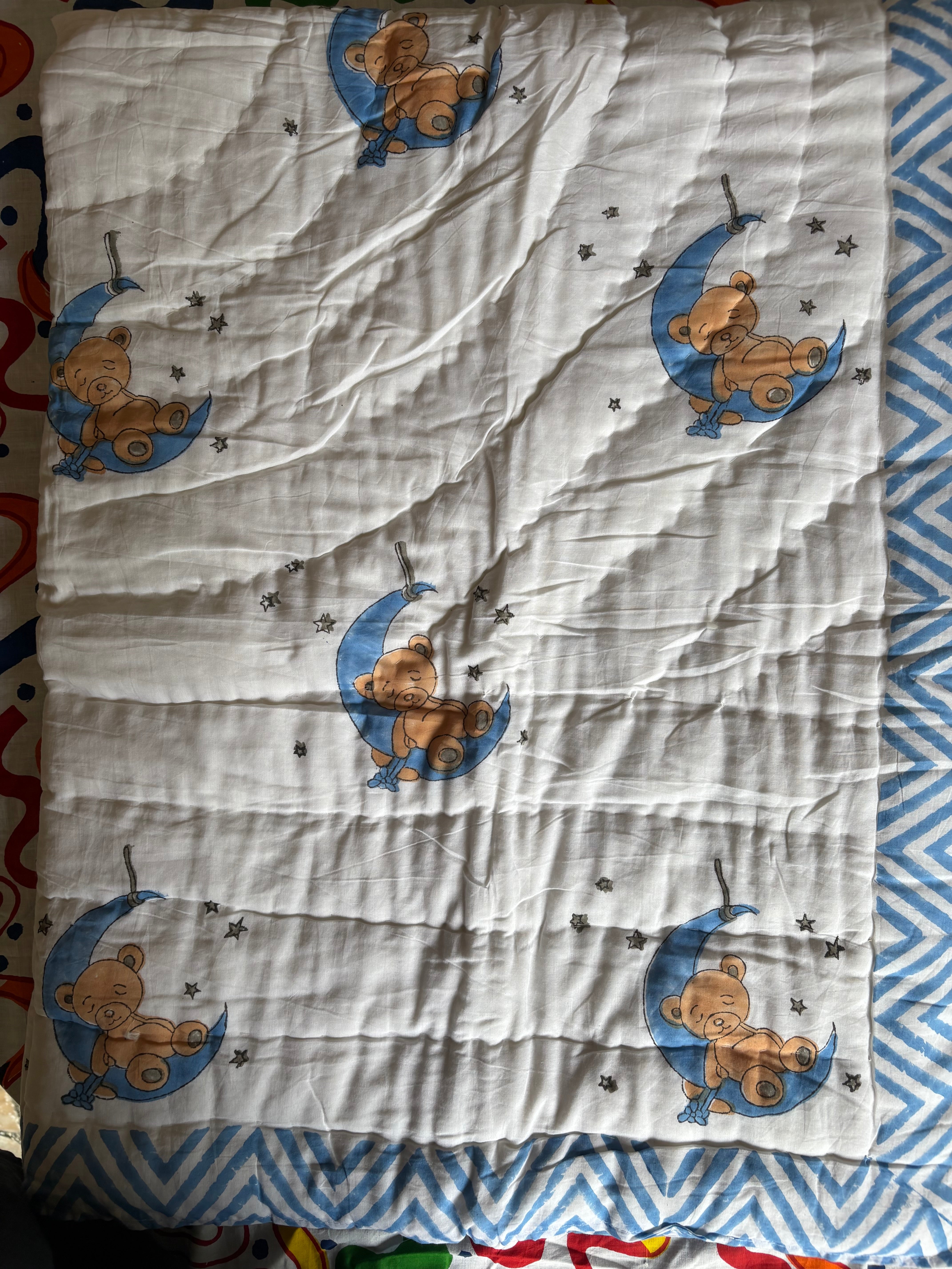 Sleepy Bear Handblock Baby Quilt (Surgical Cotton)