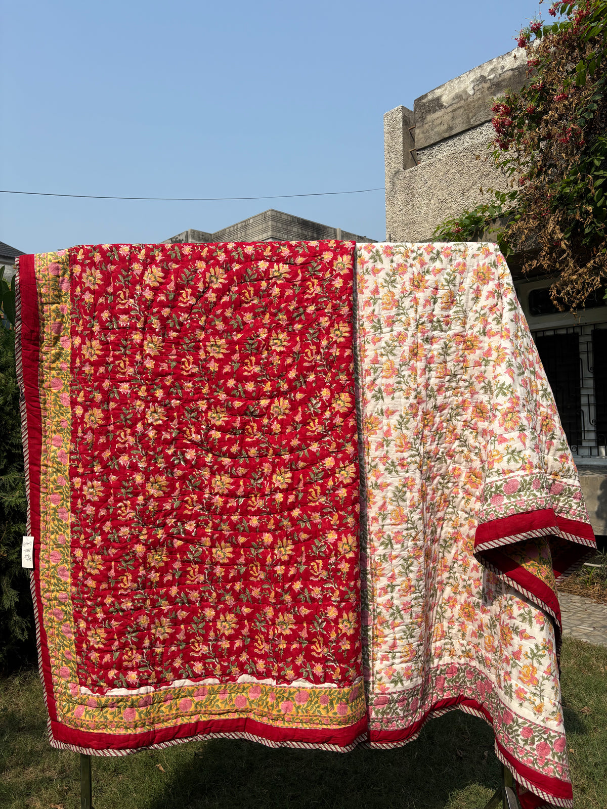 Pomegranate Reversible Cotton Single Quilt (Razai)
