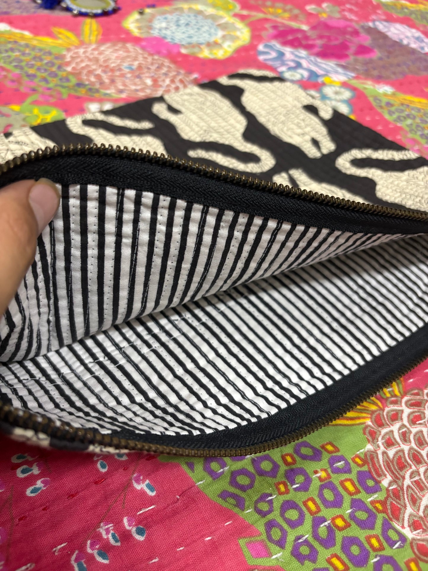 Hand Block Laptop Sleeve | Black | MacBook Air & iPad Case