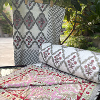 Hand Block Jaal Bedsheet & Reversible Comforter Set | 100% Cotton Bedding Set