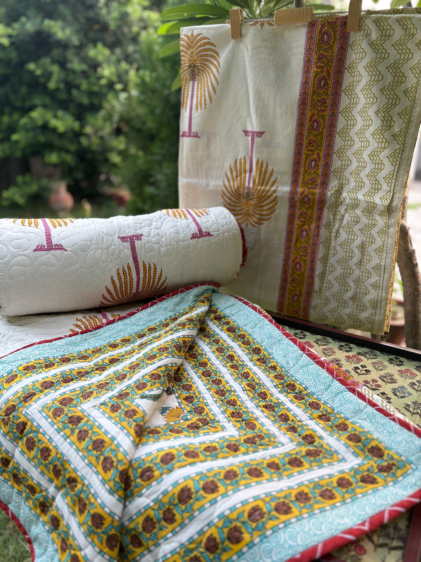 Hand Block Palm Bedsheet & Reversible Comforter Set | 100% Cotton Bedding Set