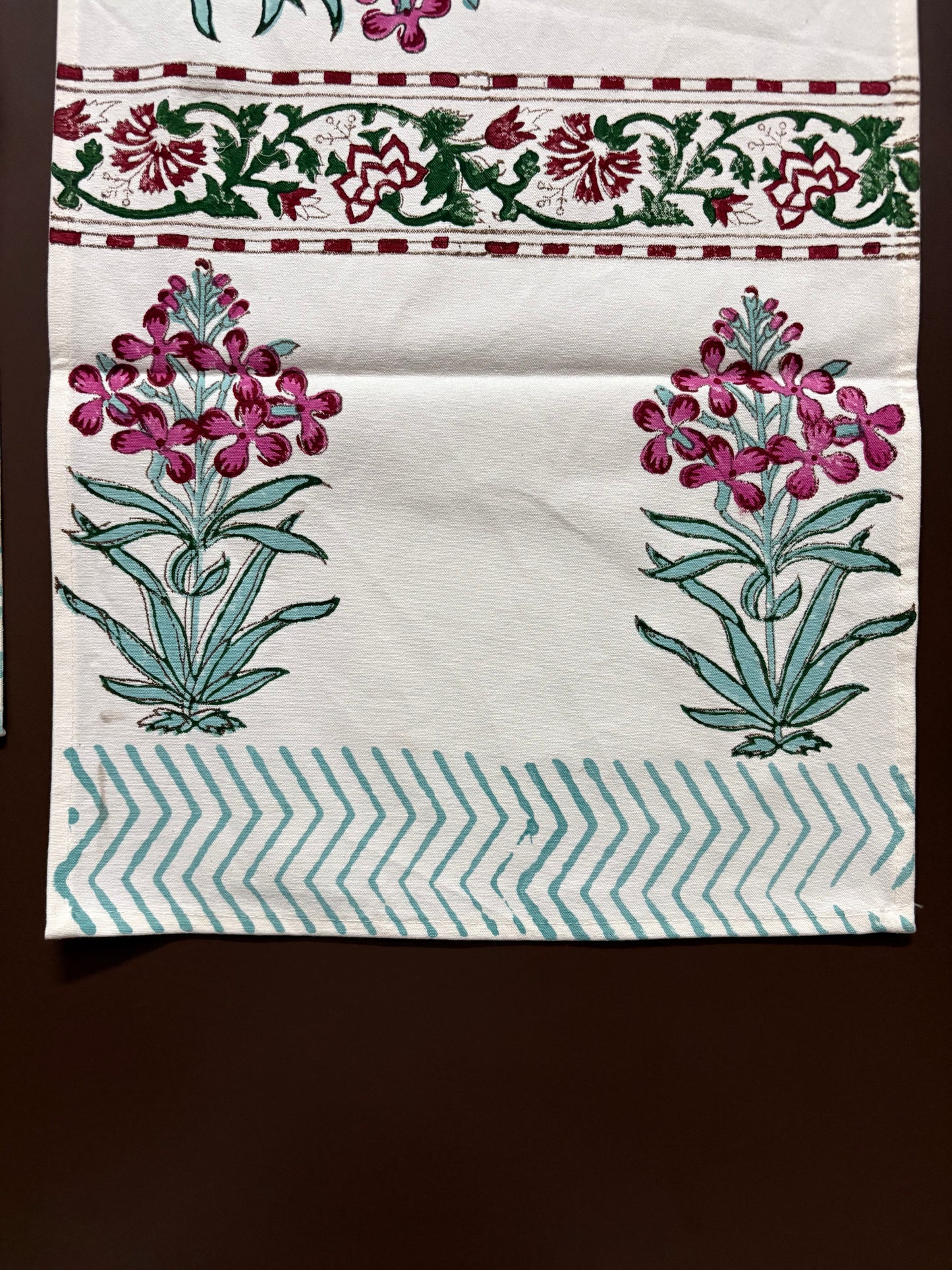 Hand Block Canvas Table Runner & 6 Mats Set