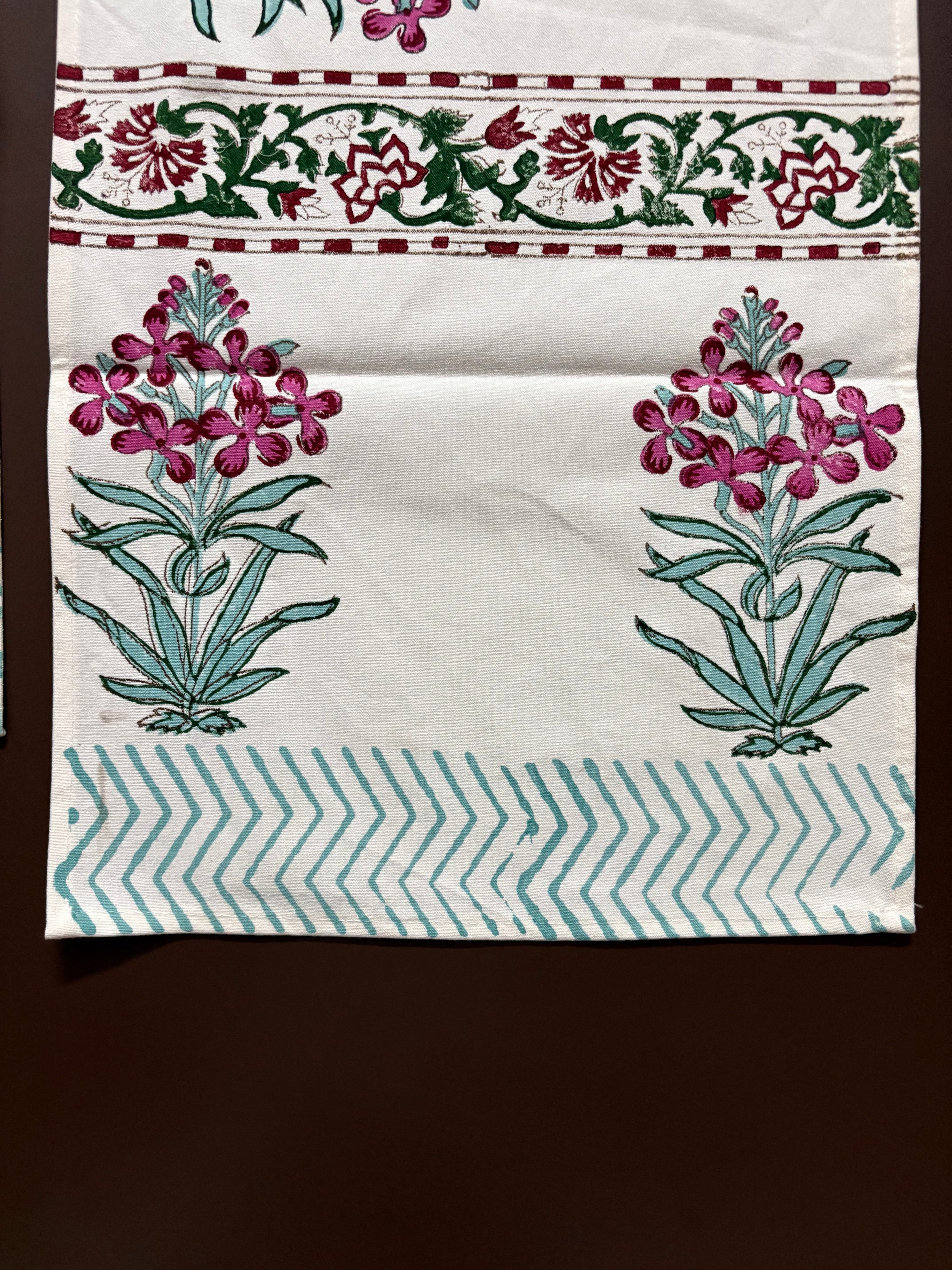 Hand Block Canvas Table Runner & 6 Mats Set