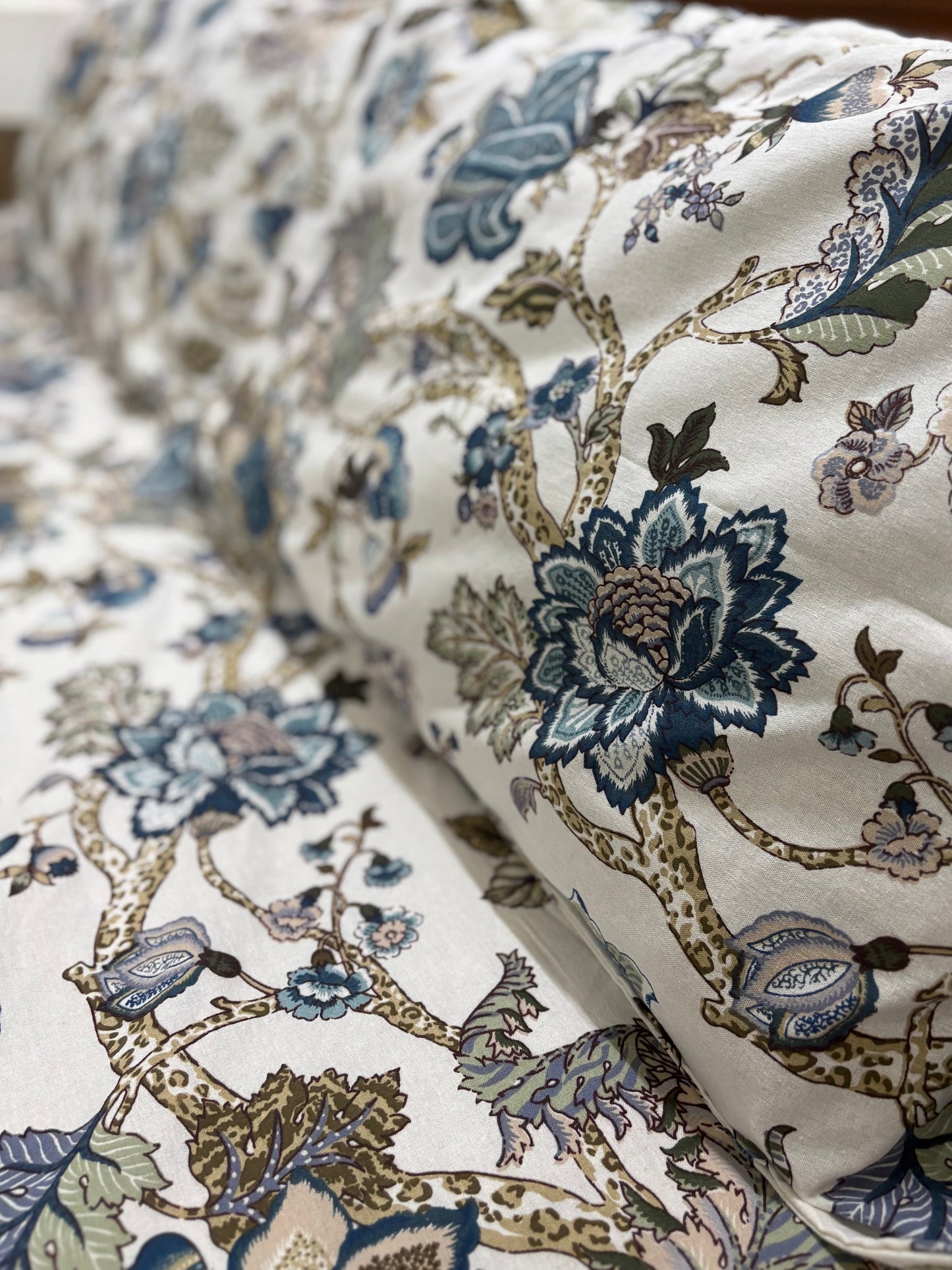 Fitted Digital Chintz Bedsheet