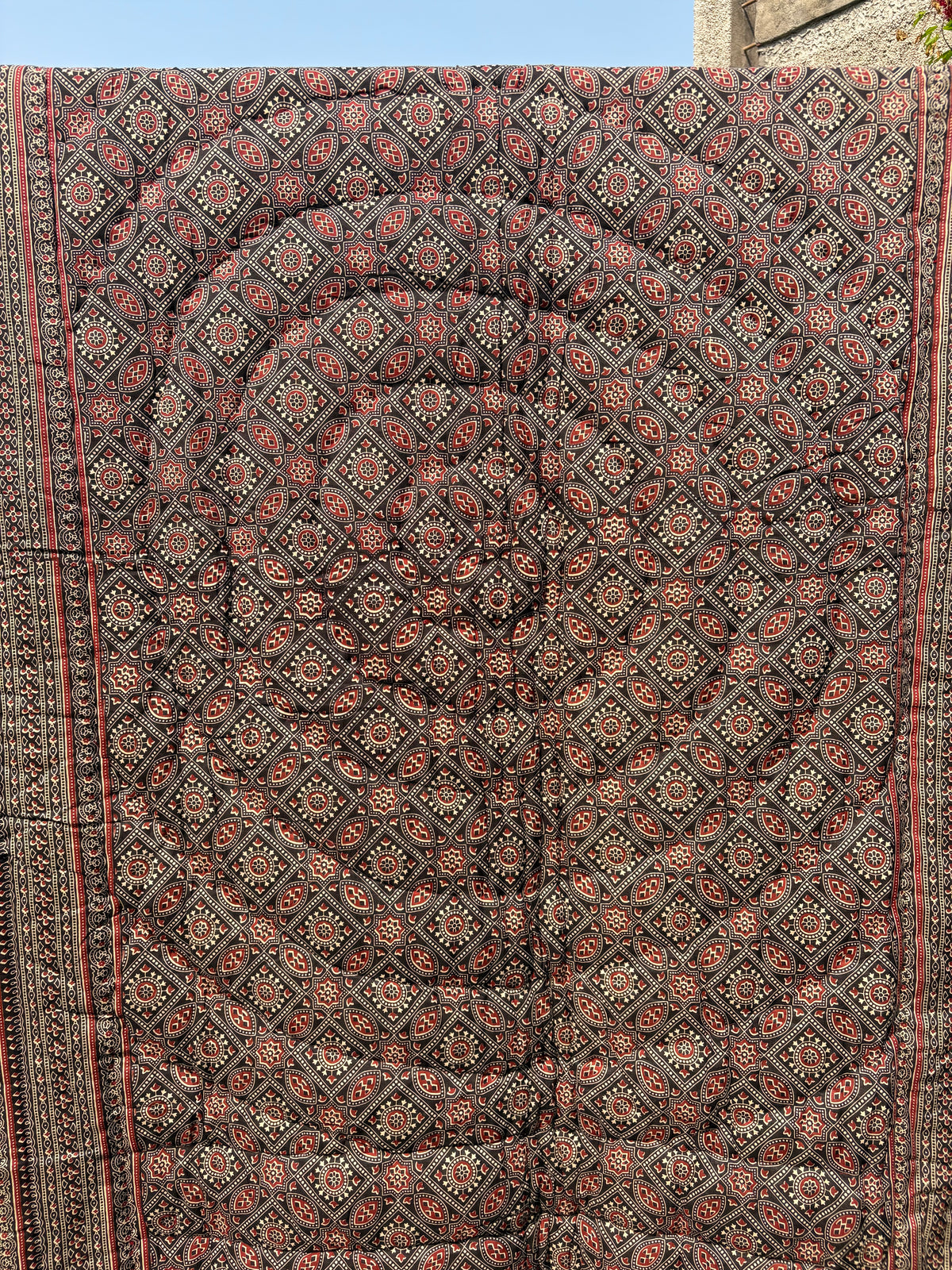 Bagru Reversible Cotton Single Quilt (Razai)