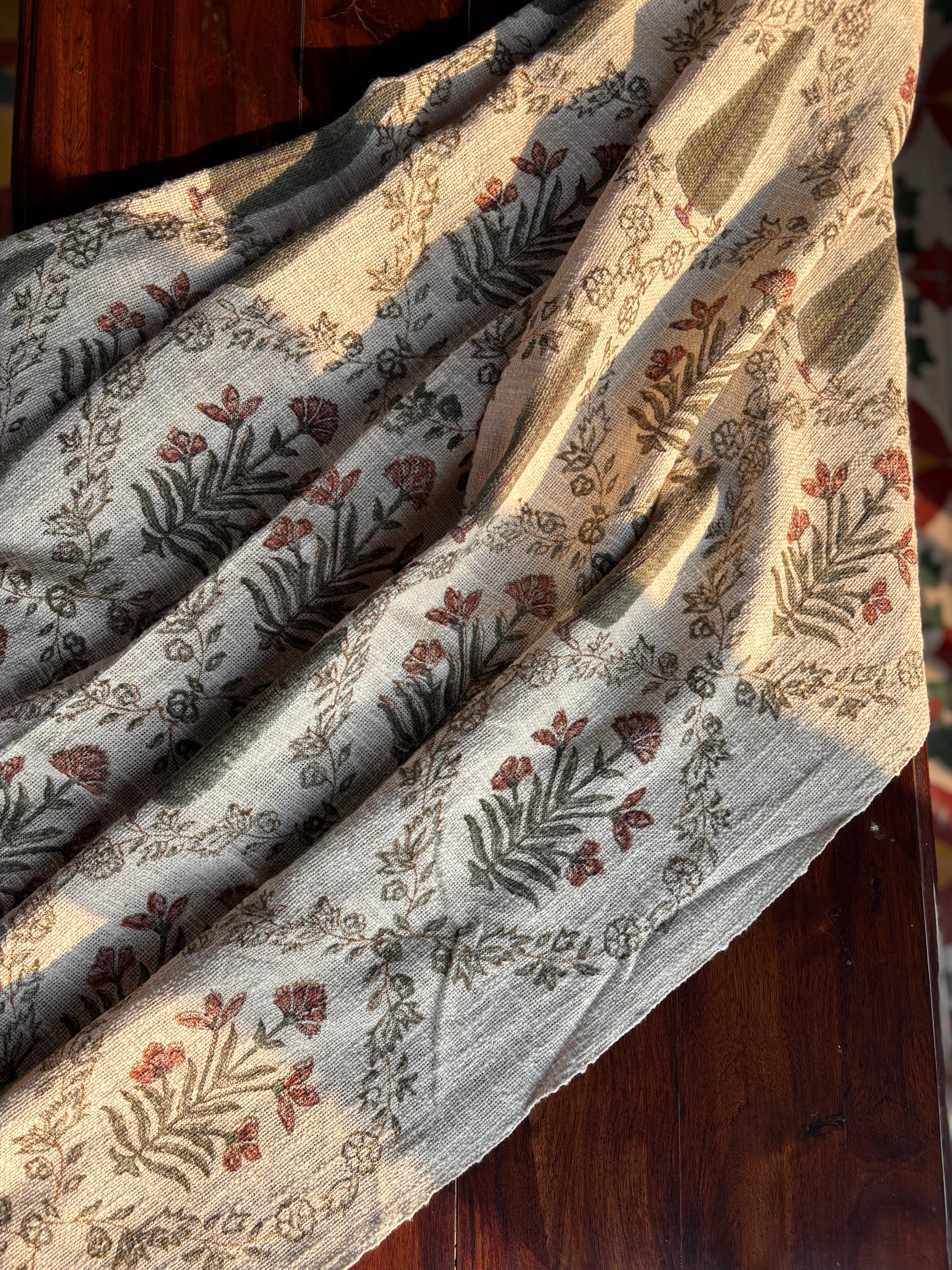Premium Handblock Printed Sofa Throw & Mini-Bedcover