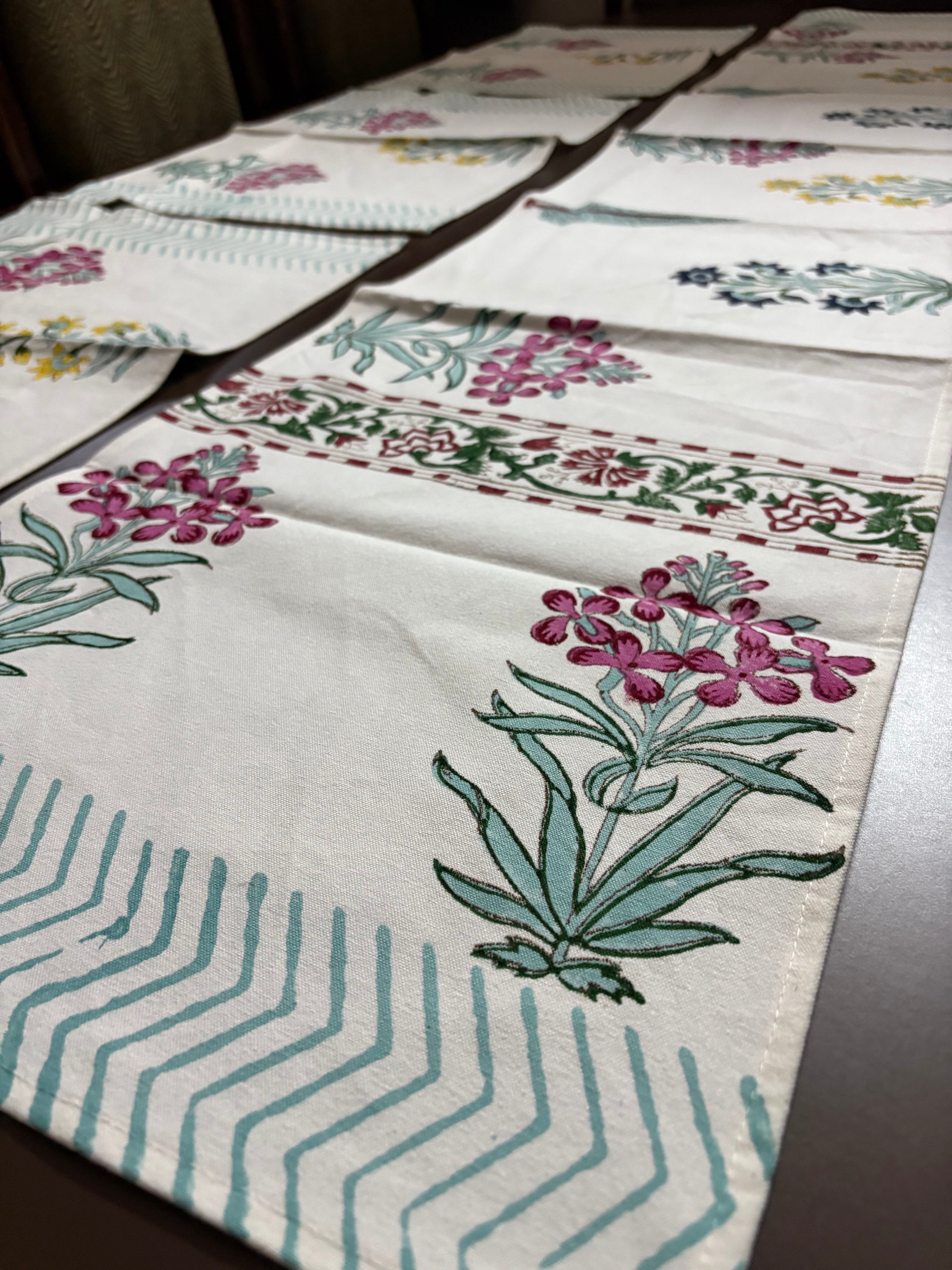 Hand Block Canvas Table Runner & 6 Mats Set