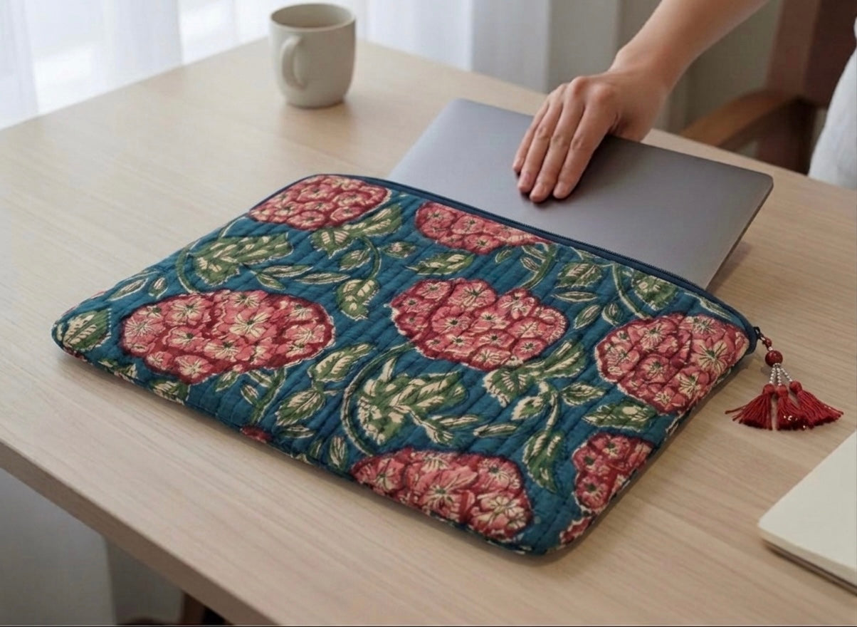 Hand Block Laptop Sleeve | MacBook Air & iPad Case