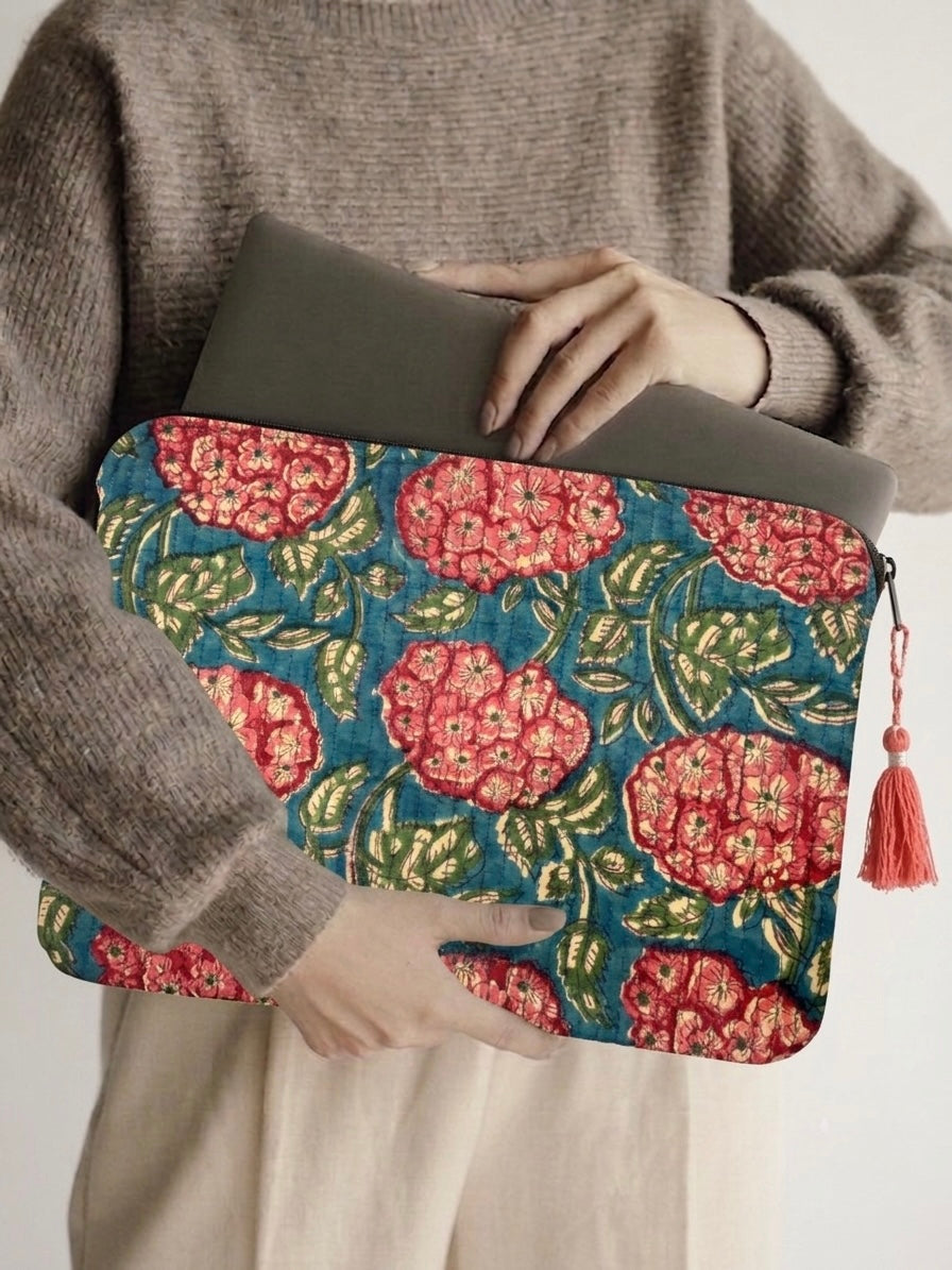 Hand Block Laptop Sleeve | MacBook Air & iPad Case
